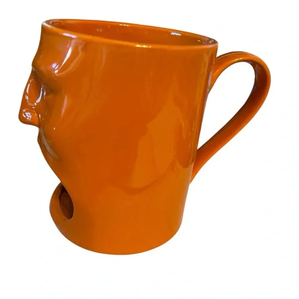 Kooky orange coffee mug by Cordon Bleu